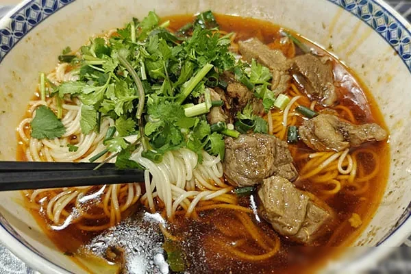 重庆飞嘴牛肉面技术-爱尚配方网