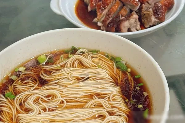 图片[1]-啫啫烤鸭Q弹面技术配方和视频教程-爱尚配方网