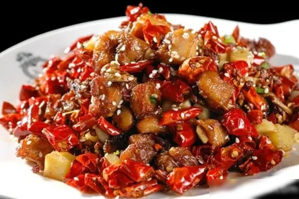 图片[1]-重庆辣子鸡附送泡椒鸡杂和鸡血汤做法-爱尚配方网