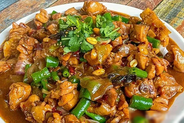 正宗新疆大盘鸡视频教程-爱尚配方网