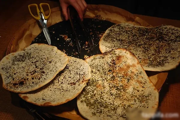 图片[1]-锅盔烧饼摆摊技术商用教学-爱尚配方网