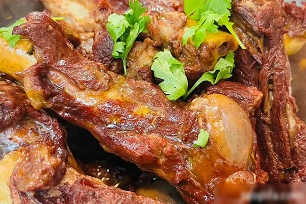 特色麻辣羊棒骨，羊拐筋，羊蝎子视频教程-爱尚配方网