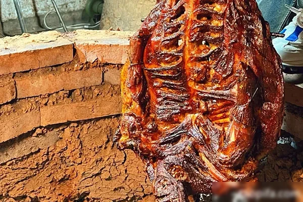 泥炉子烤全羊技术配方和视频教程-爱尚配方网