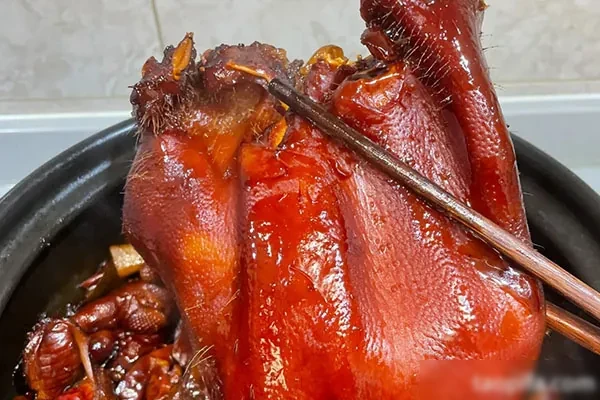 卤肉糖色制作视频教程-爱尚配方网