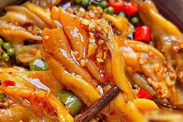 图片[1]-黄椒酸辣鸭掌视频教程-爱尚配方网