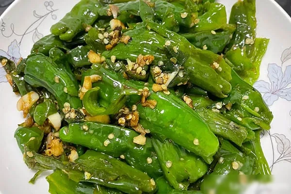 图片[1]-虎皮青椒和苦瓜煎蛋视频教程-爱尚配方网