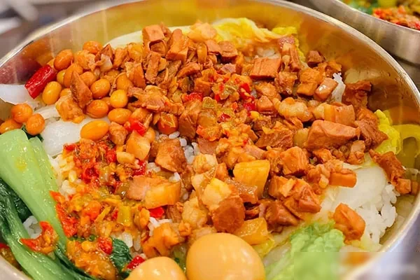 图片[1]-擂饭、剁椒拌饭制作视频教程-爱尚配方网