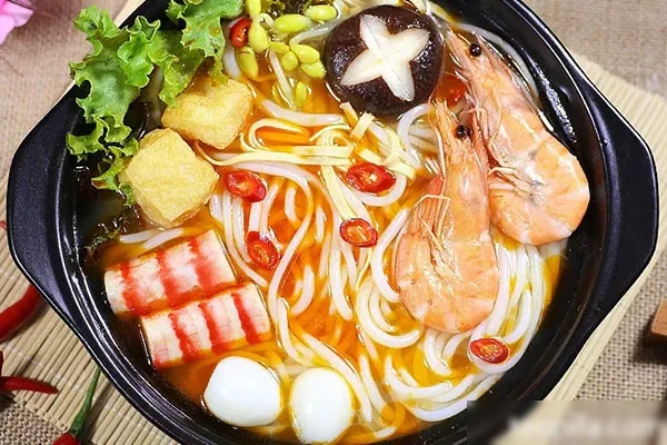 图片[1]-汉堡炸鸡阿明砂锅(过桥米线)技术配方和视频教程-爱尚配方网