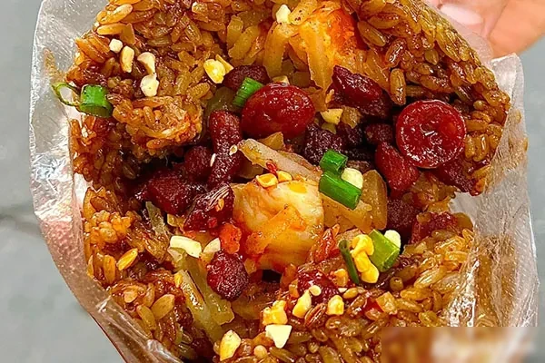 特色糯米饭团丰富的营养多变的口感-爱尚配方网