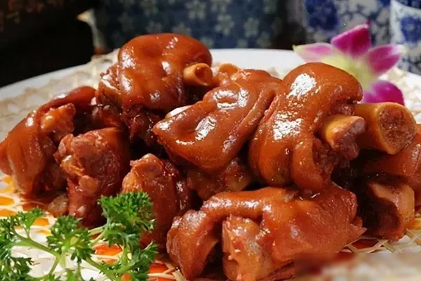 图片[1]-特色酱香猪蹄技术配方和视频教程-爱尚配方网